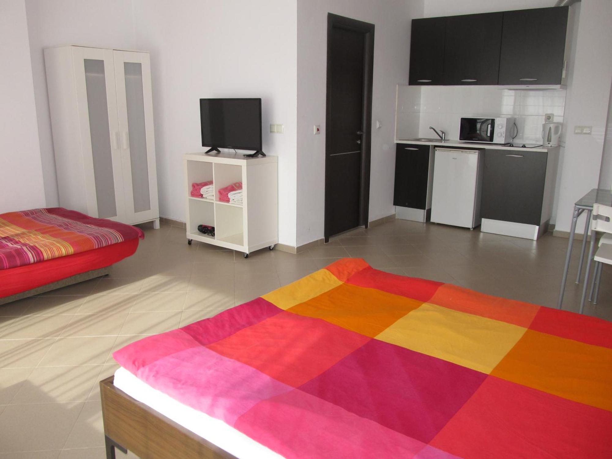 Apartment And In Cote D'azure *